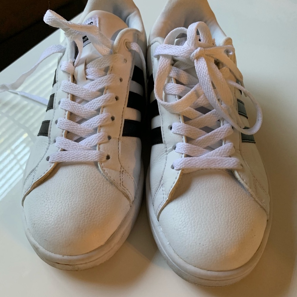 Adidas cloudfoam sneakers